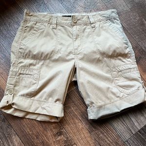 WOMENS Calvin Klein Tan walking Shorts Size 6 Cargo Style